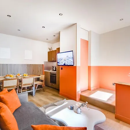 Refurbished - 2bd-8p - Place D'italie *